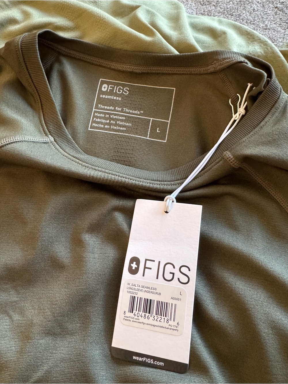FIGS Womens Long Sleeve Under Scrub Shirt - Olive Green Large NWT - Picture 4 of 4